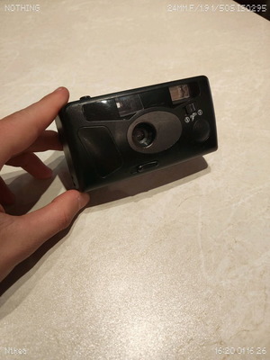 Minolta pocket camera collectible like new, film