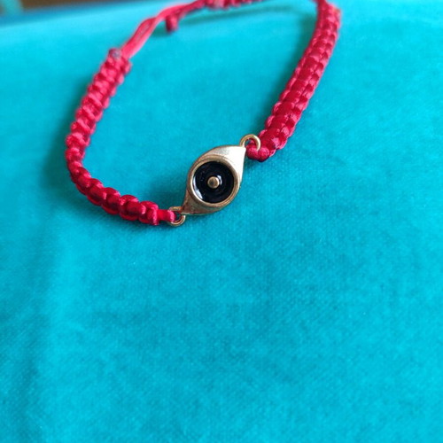 Macrame bracelet B12 new with gold black eye