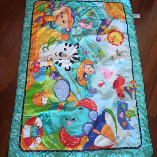 Fisher-Price Baby Activity Blanket like new, 145x100 cm