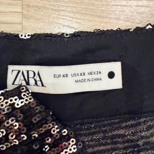 Zara παντελόνι με πούλιες καινούργιο, μαύρο