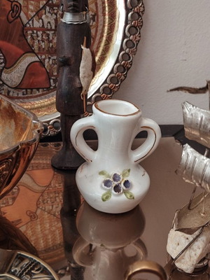 Ceramic amphora vase used with crackle finish, vintage