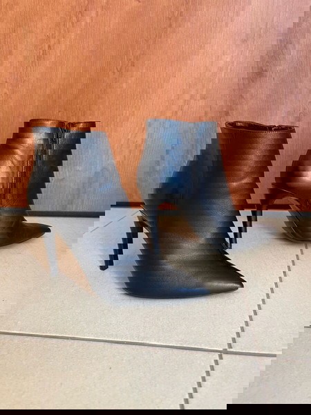 Sisley δερμάτινα μποτίνια