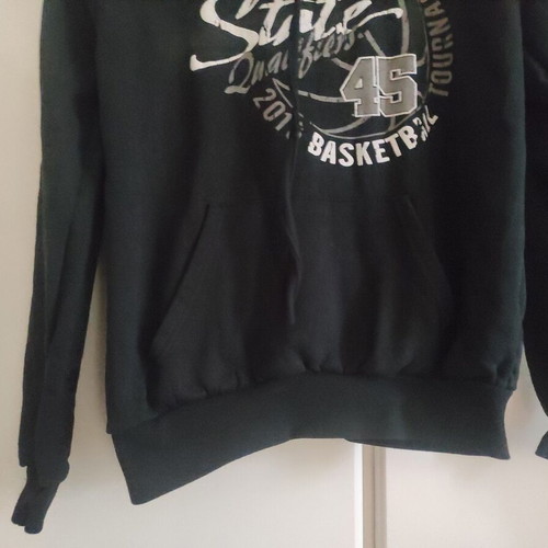 Boston Celtics Hoodie men's size M like new, black and white