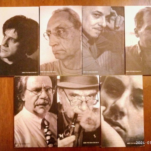 Pocket book series used, selection of 7 books from Topos