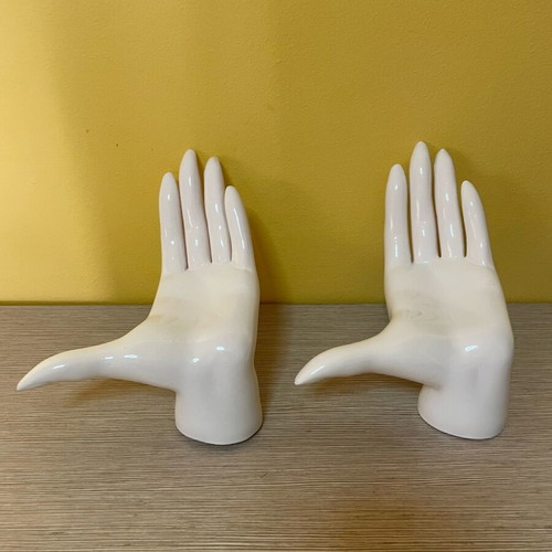 Doll hands like new