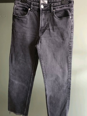 Дънки H&M с висока талия и права кройка, като нови, черно/сиво