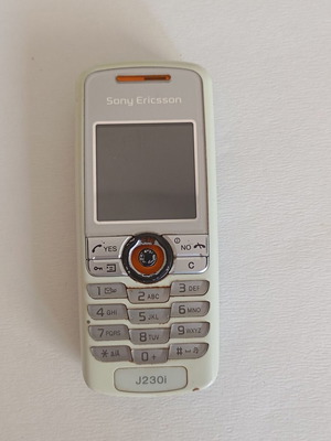 Sony Ericsson J230i mobile phone used for parts