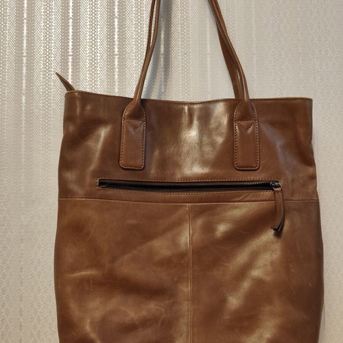 Markberg shoulder bag with zipper and pockets