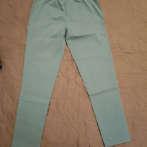 Women's khaki pants size M with elastic waist like new