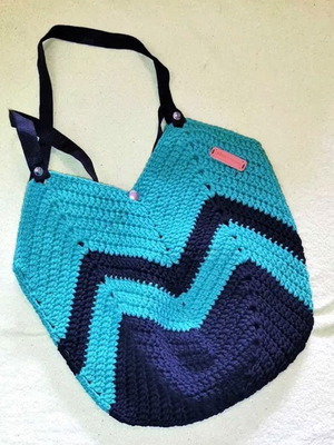 Boutique Hand Mate (IRINA Knitting) knitted women's bag like new, green and blue