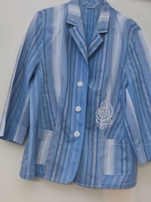 Basler lightweight jacket with embroidery like new, white and blue