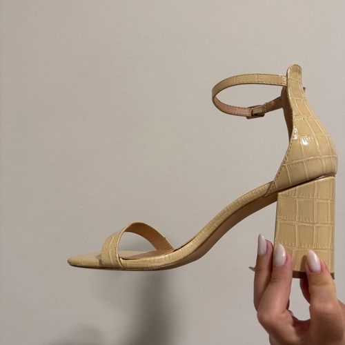 La Bottine Souriante summer shoe beige croco No40 like new, lightweight