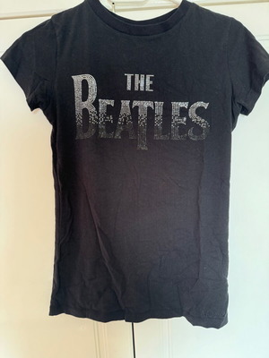 The Beatles Amplified black blouse like new, size XS