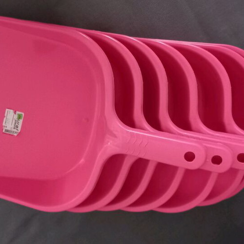 Plastic dustpan new with rubber pink 20x31x11