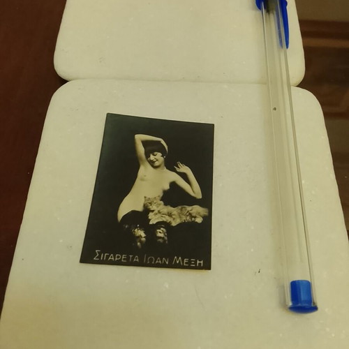 Collectible cigarette postcard Ioan. Mexi like new, interwar nude
