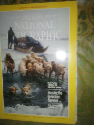 Списание National Geographic Американско издание април 1984