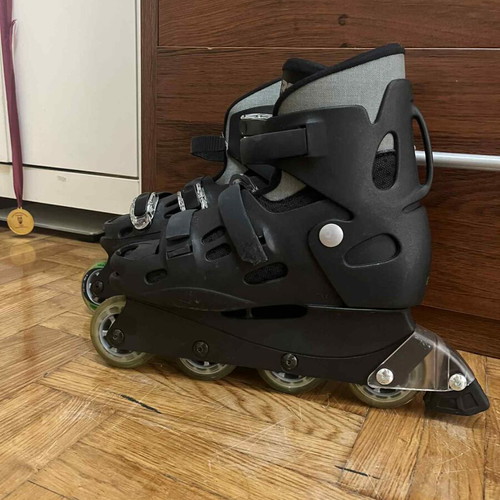 Roces men's rollers size 43 like new