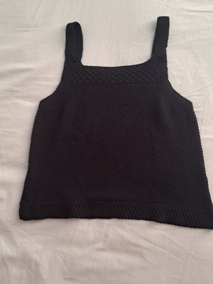 Zara black knitted top with square neck, like new, size 140 cm