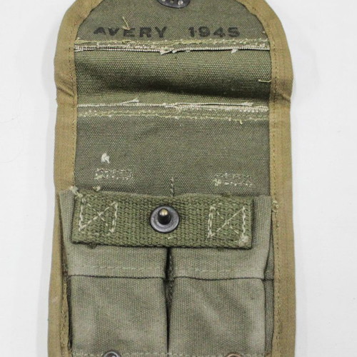 1945 U.S Army cartridge pouch for carbine like new