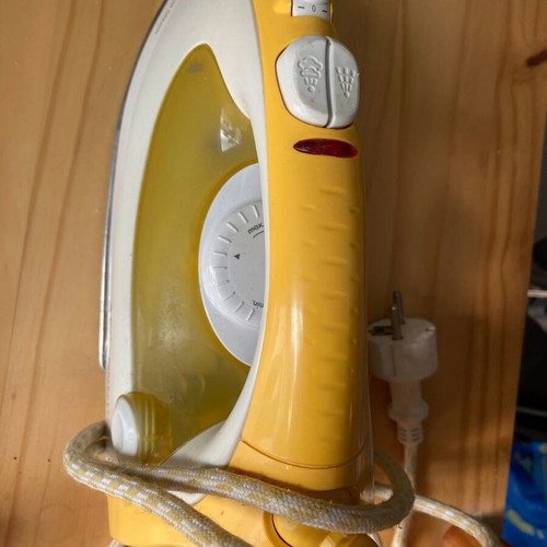 AEG Iron used