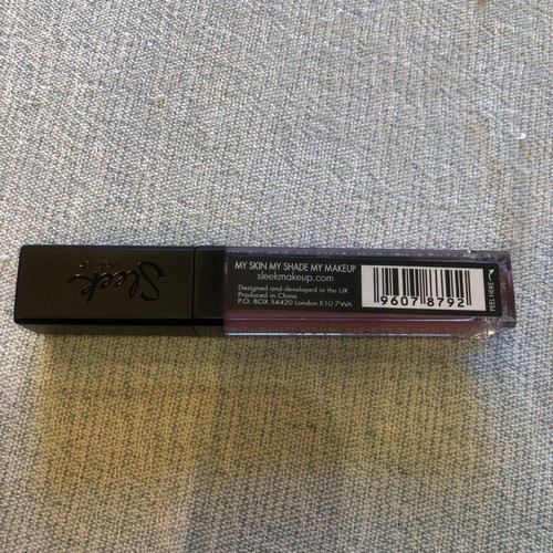 Sleek Matt Me matte lipstick like new, pink nude Petal 435