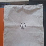 Hermes κουτί 46x38x10 με dustbag 49x44