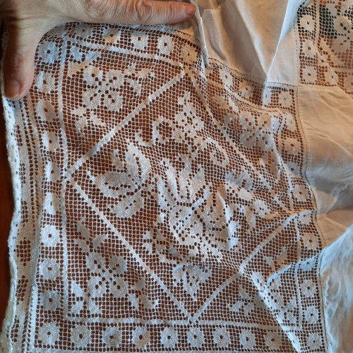 Embroidered tablecloth like new square with lace 87 cm