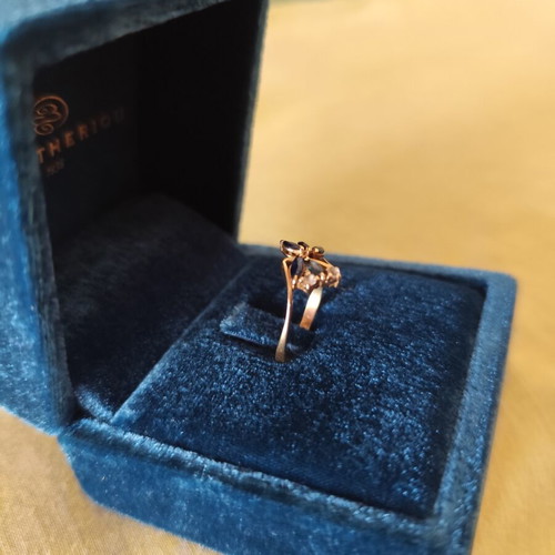 Gold 585/14K ring with multicolored stones, vintage style