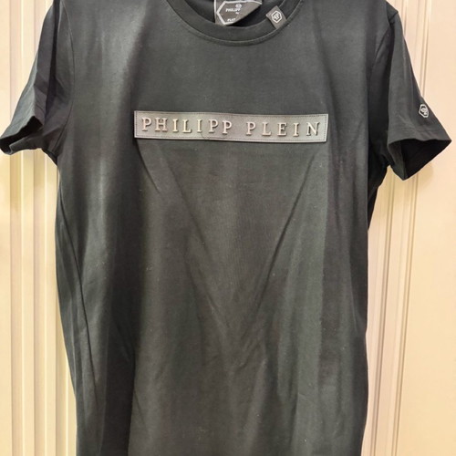 Black women's t-shirt size S used