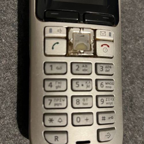 Siemens Gigaset S680 with S68H handset used, wireless phone with base