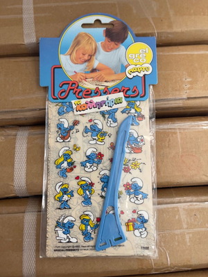 El Greco pressers new with collectible Smurf stickers