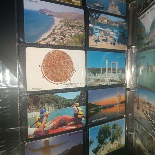 Collectible phone cards like new, pack of 90 pieces