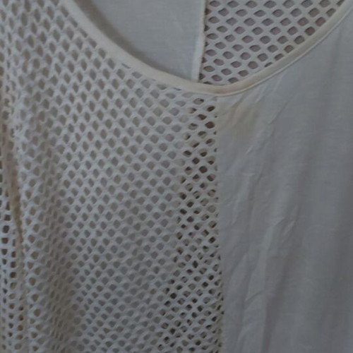 Cotton crop top like new with half mesh and half fabric design, size M
