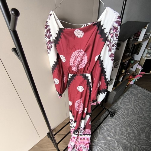 Shein dress like new, white and red, size XXL