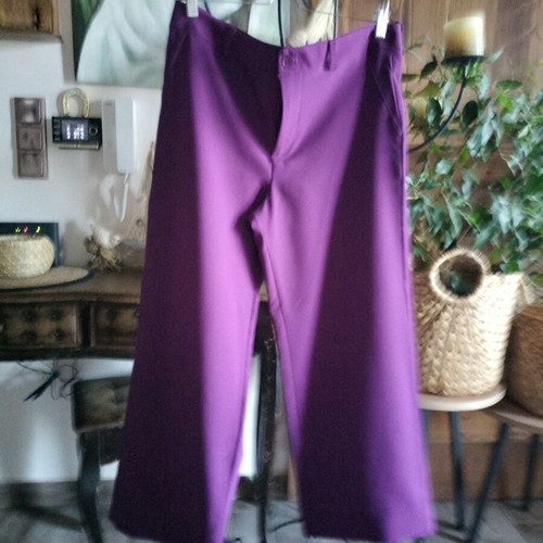 Straight fit purple pants, size L