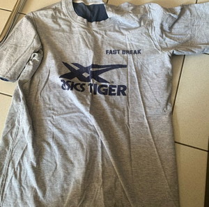 ASICS Tiger XL t shirt διπλής όψης