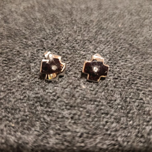 Folli Follie stud cross earrings like new