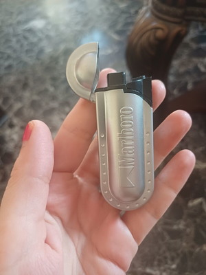 Marlboro collectible metal lighter with flip-top