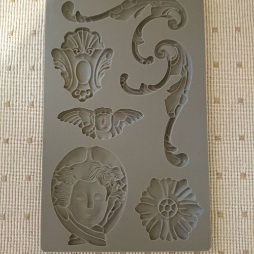 Iron Orchid Trimmings Silicone Mold Set like new, 10 pcs 20×12.5 cm