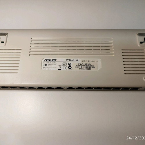 Asus FX-D1161G switch σαν καινούργιο με 16 θύρες