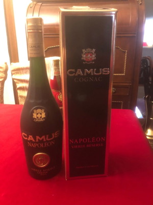 Κονιάκ Camus Napoleon καινούργιο, σφραγισμένο