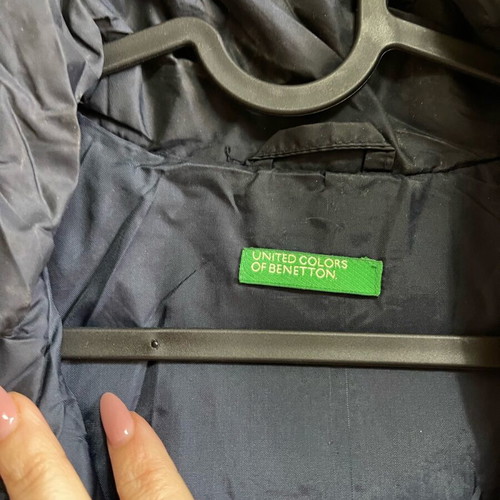 Ανδρικό μπουφάν Benetton μπλε σαν καινούργιο, πολύ ζεστό