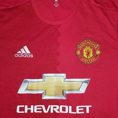 Man United 2016-17 jersey like new, size M
