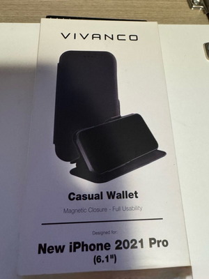 iPhone 13pro case like new, black