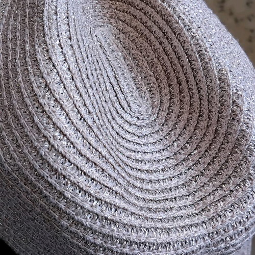 Straw hat Marks & Spencer for ages 3-6 like new, beige