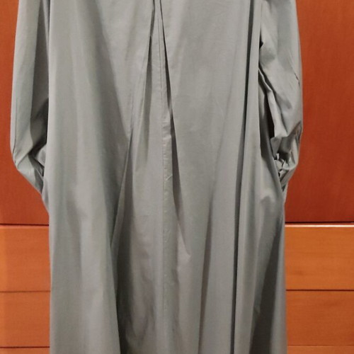 Dress new olive color, elastic fabric
