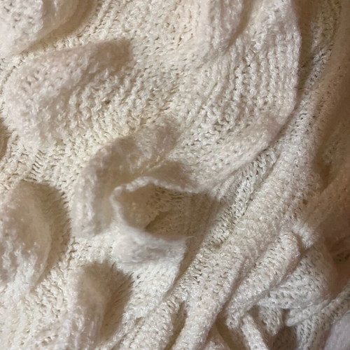 White scarf very soft like new