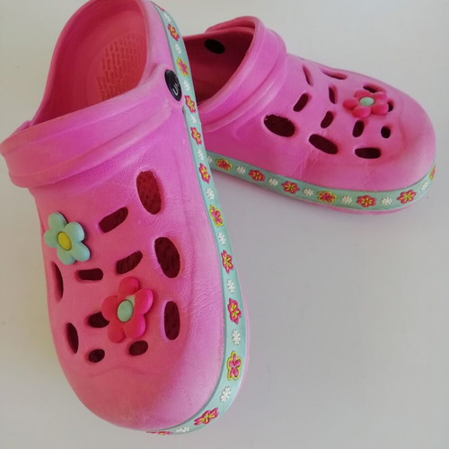 Uno kids sandals used, size 32, pink
