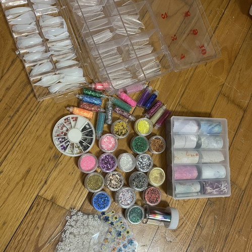 Manicure set like new, complete collection