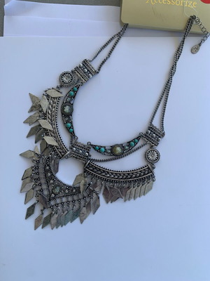 Accessorize oxidized silver toned statement necklace new, turquoise